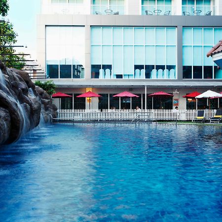 Centara Pattaya Hotel Esterno foto